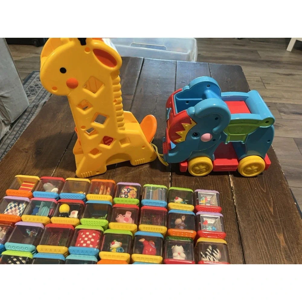 Fisher Price Peek A Blocks Poppity Pop Elephant & Giraffe With‎ 67 Peek Blocks